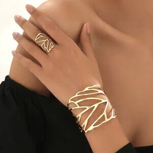 Leaf Bracelet Ring Set Gold Artistic Trendy Stylish Greek Goddess Bold Statement